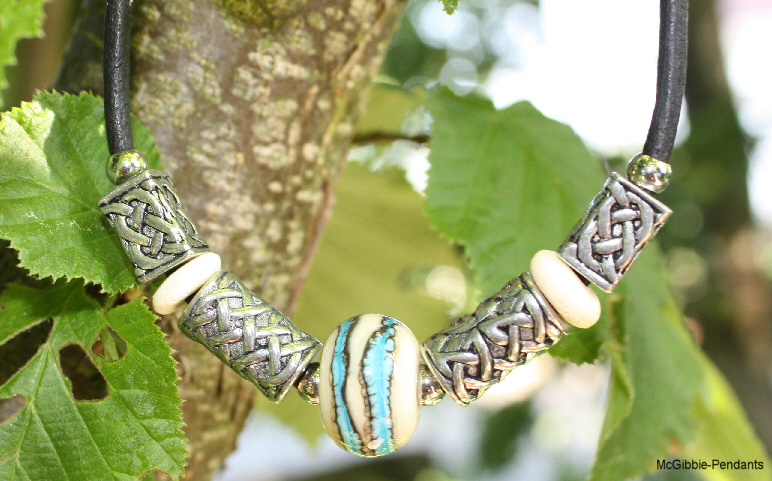Collier McGibbie Pendants Collier McGibbie Pendants
