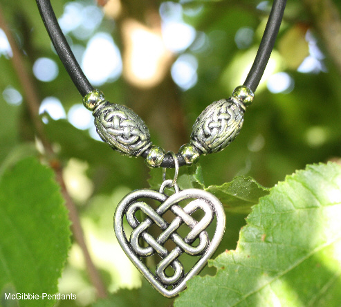 Collier McGibbie-Pendants Collier McGibbie-Pendants