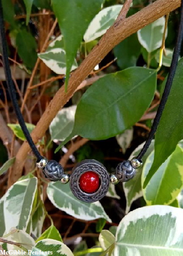 Collier Drachenauge McGibbie Pendants Collier Drachenauge McGibbie Pendants